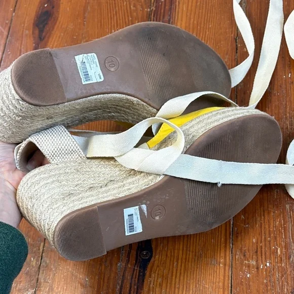 Lane Bryant Yellow Espadrille Wedge Sandals Size 10 Wide - Picture 6 of 8
